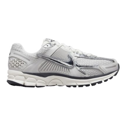 Nike Zoom Vomero 5 white / silver