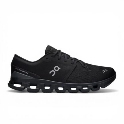 On  Cloud Running X4 - Black