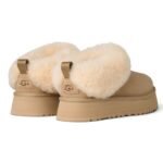 UGG Tazzelle Logo Patch Slippers - Beige - Image 4