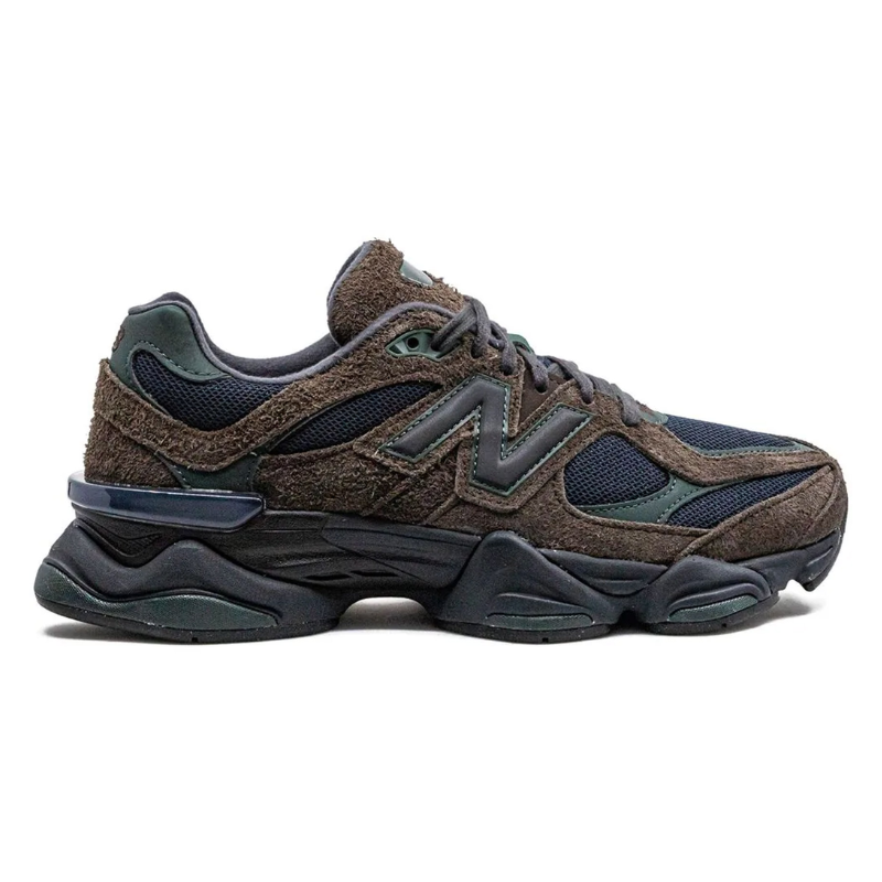 New Balance 9060 - Beef and Broccoli