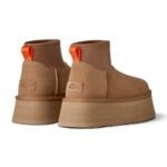 UGG Women’s Classic Mini Dipper Boots - Chestnut - Image 4