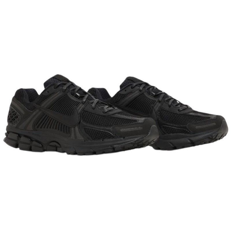 Nike Zoom Vomero 5 all black - Image 3