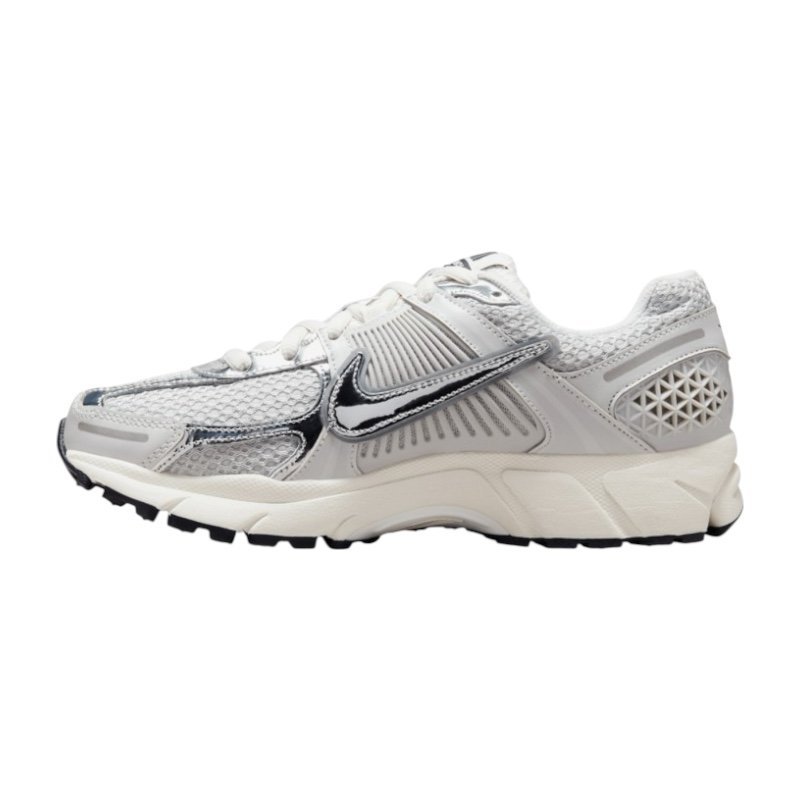 Nike Zoom Vomero 5 white / silver - Image 2