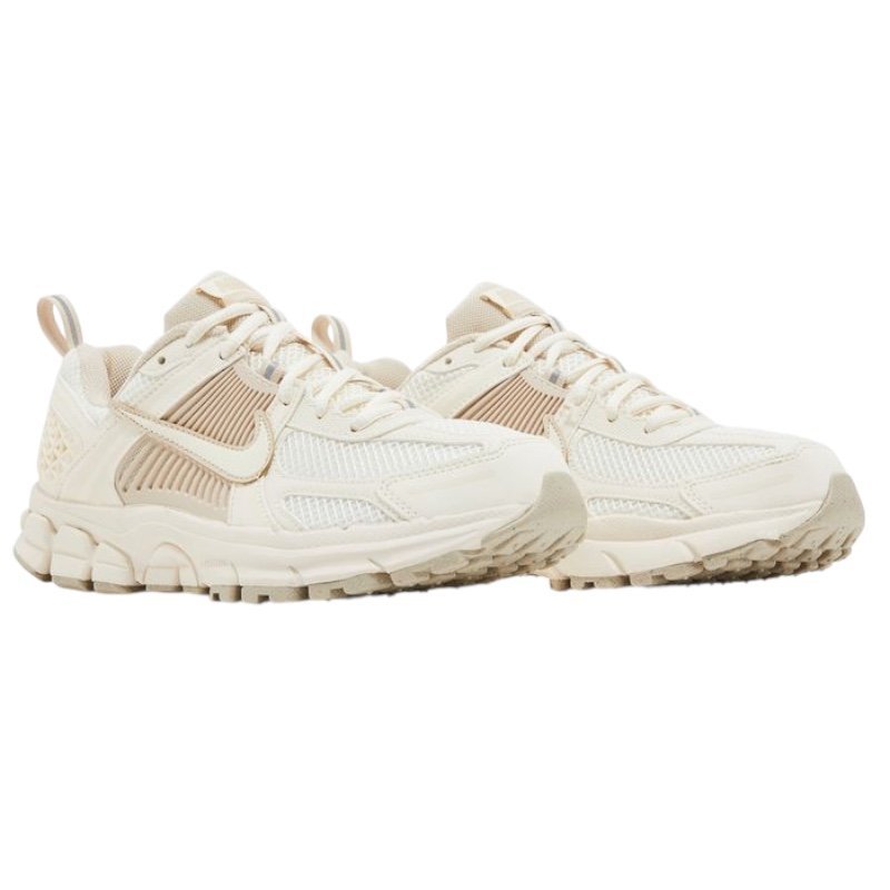Nike Zoom Vomero 5 Beige - Image 3