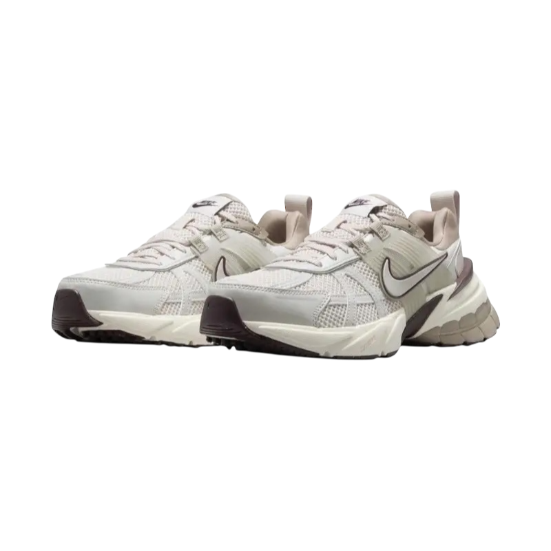 Nike V2K Run Beige - Image 3