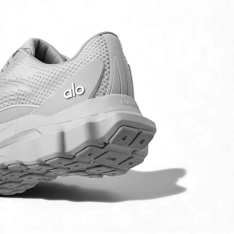 Alo Yoga Runner - Grey - Image 5