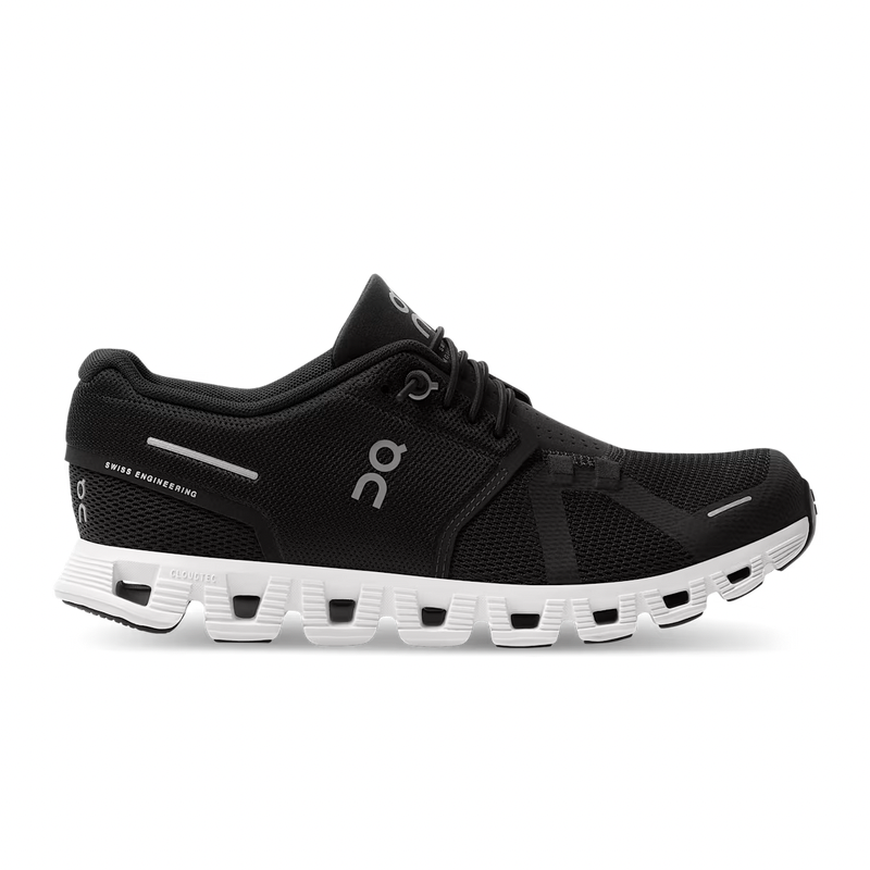 On Running Cloud 5 Black / White